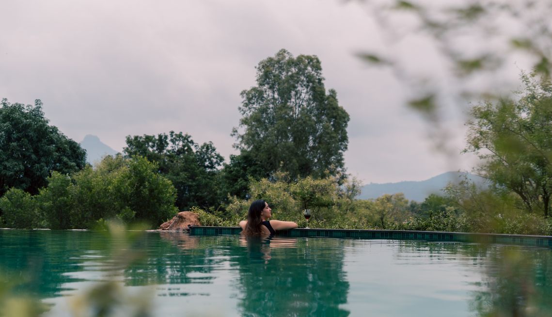 Infinity pool Antheia resort